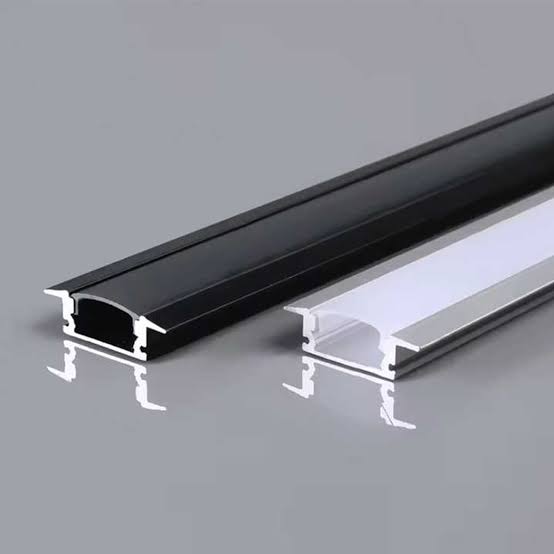 سكك لاضاءة LED